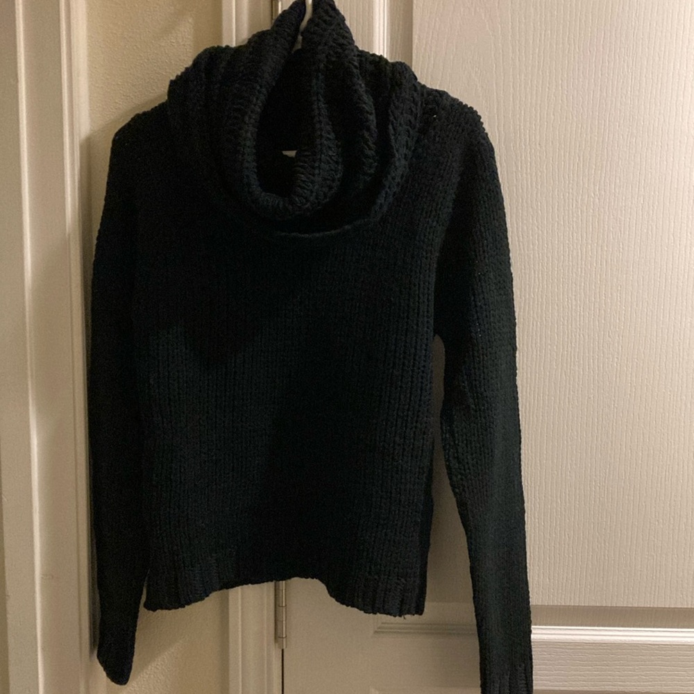 NWOT cowl neck miracle sweater